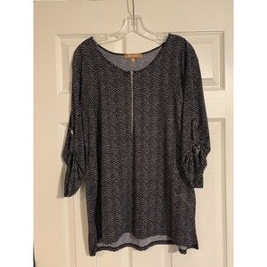 women’s size medium Ellen Tracy Blouse roll tab sleeve
